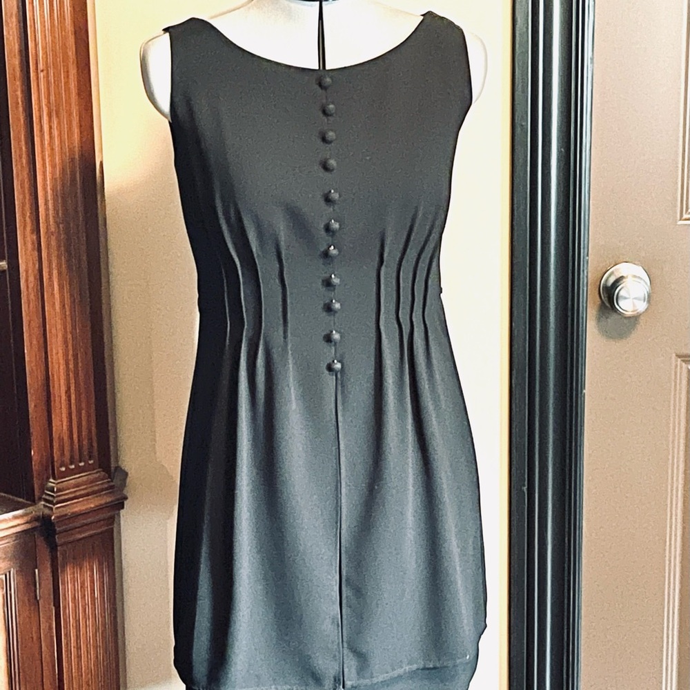 EUC Ann Taylor 4P Black Mini Dress